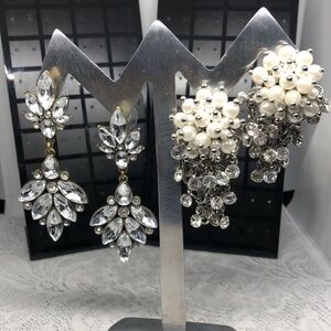 𝅺Bundle lot 2 statement style glam earrings faux pearls & rhinestones